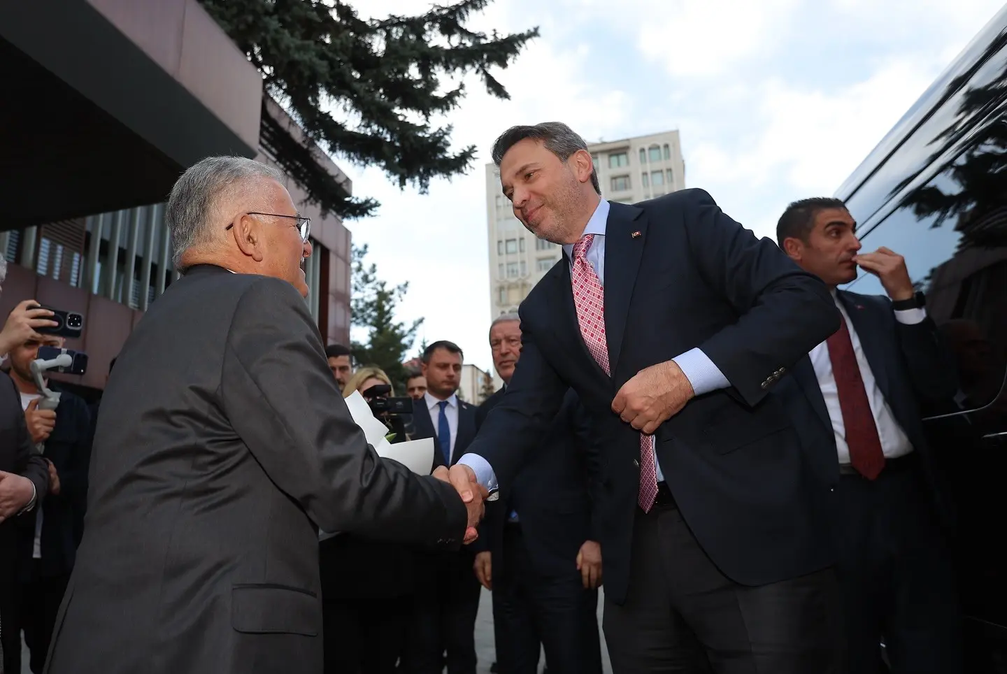 Enerji ve Tabii Kaynaklar Bakanı Alparslan Bayraktar; Kayseri Büyükşehir Belediye