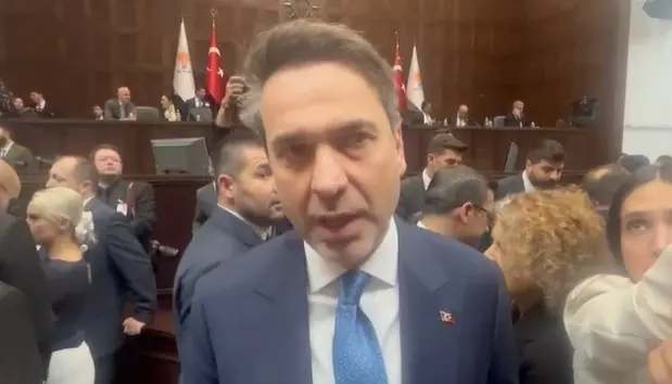 Enerji ve Tabii Kaynaklar Bakanı Alparslan Bayraktar, Ankara’da eylem yapan