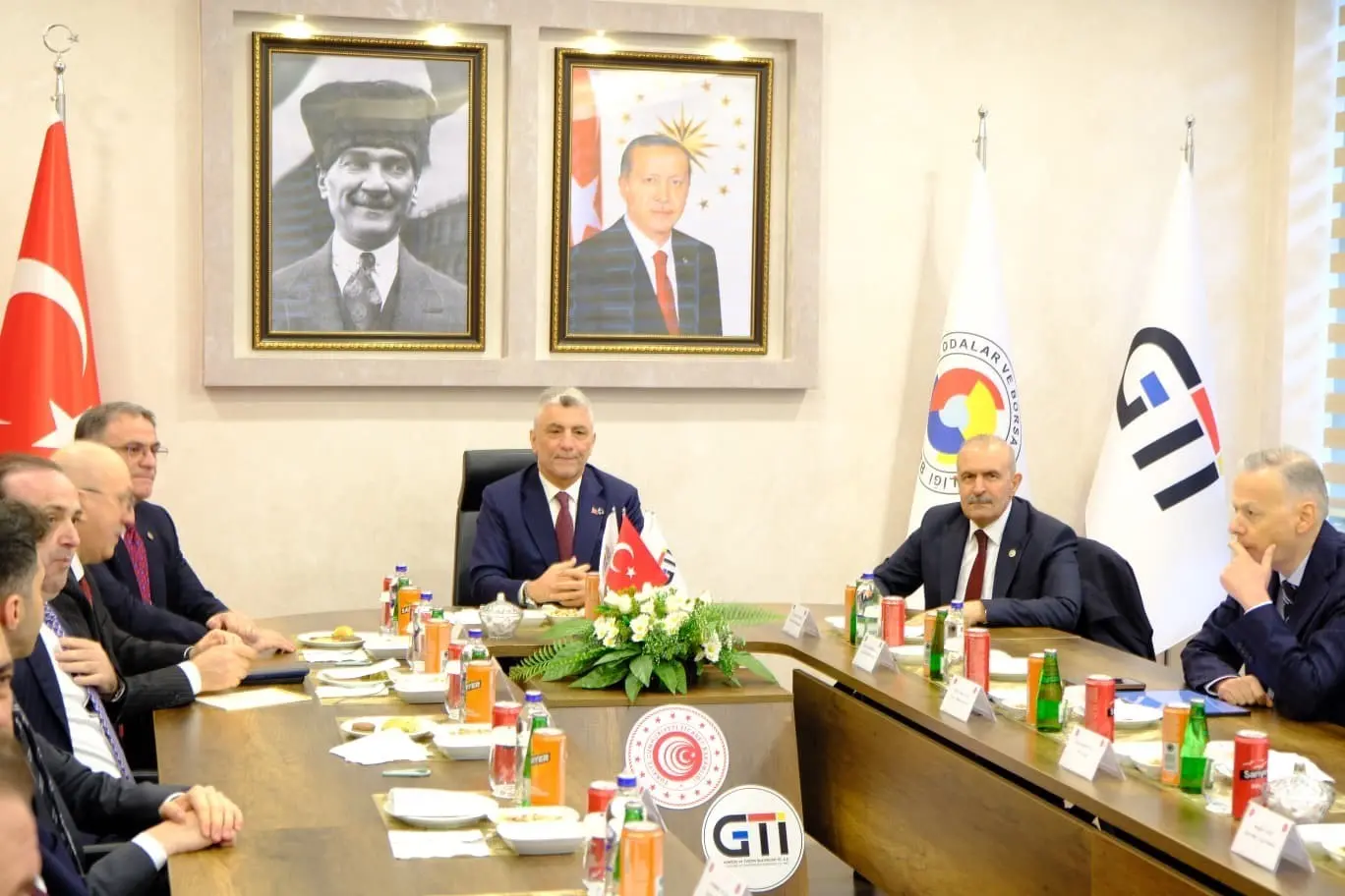 Ticaret Bakanı Ömer Bolat, Türkiye’nin Asya’ya açılan en önemli kapılarından