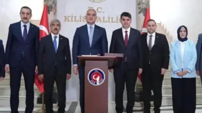 Kültür ve Turizm Bakanı Mehmet Nuri Ersoy, bölgedeki ateş çemberinin