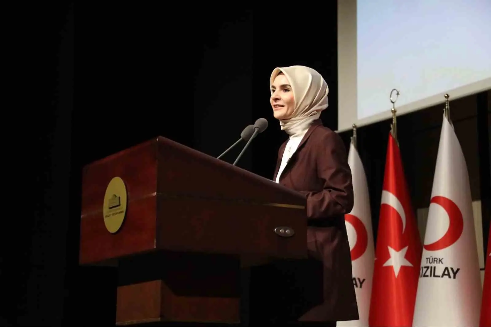 Aile ve Sosyal Hizmetler Bakanı Mahinur Özdemir Göktaş, “Bakanlık olarak