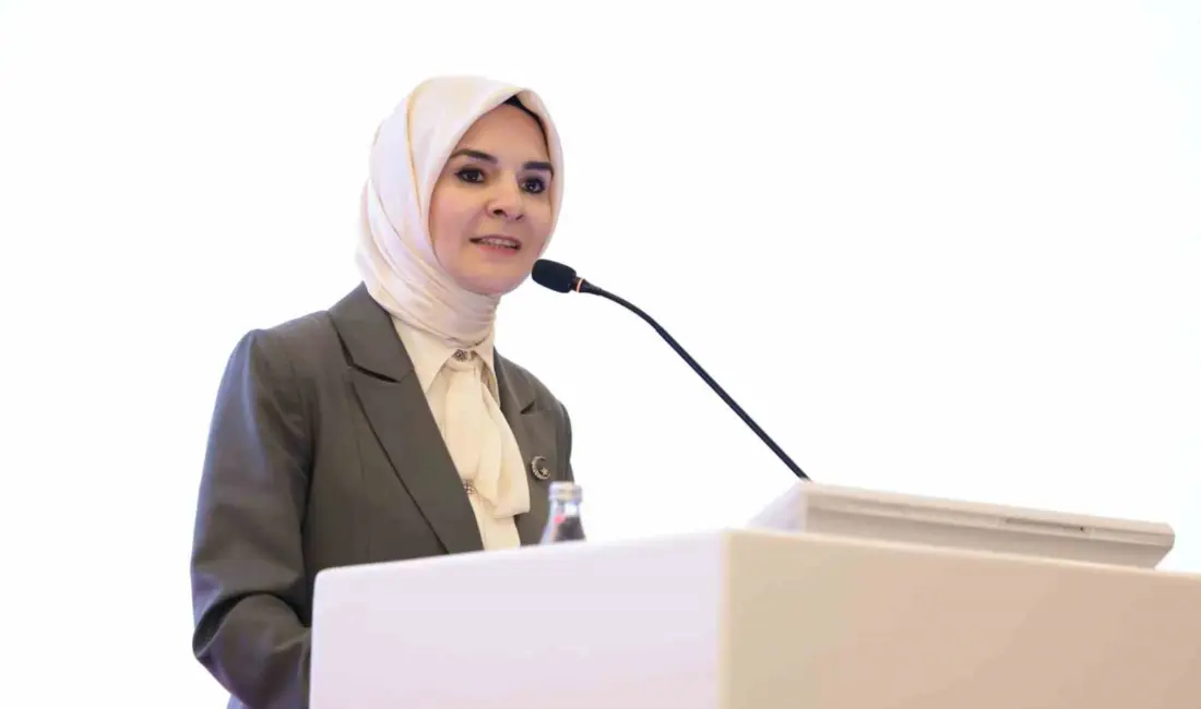 Aile ve Sosyal Hizmetler Bakanı Mahinur Özdemir Göktaş, Kahramanmaraş’ta bir