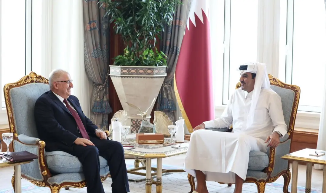 Milli Savunma Bakanı Yaşar Güler, Doha’da Katar Emiri Şeyh Tamim