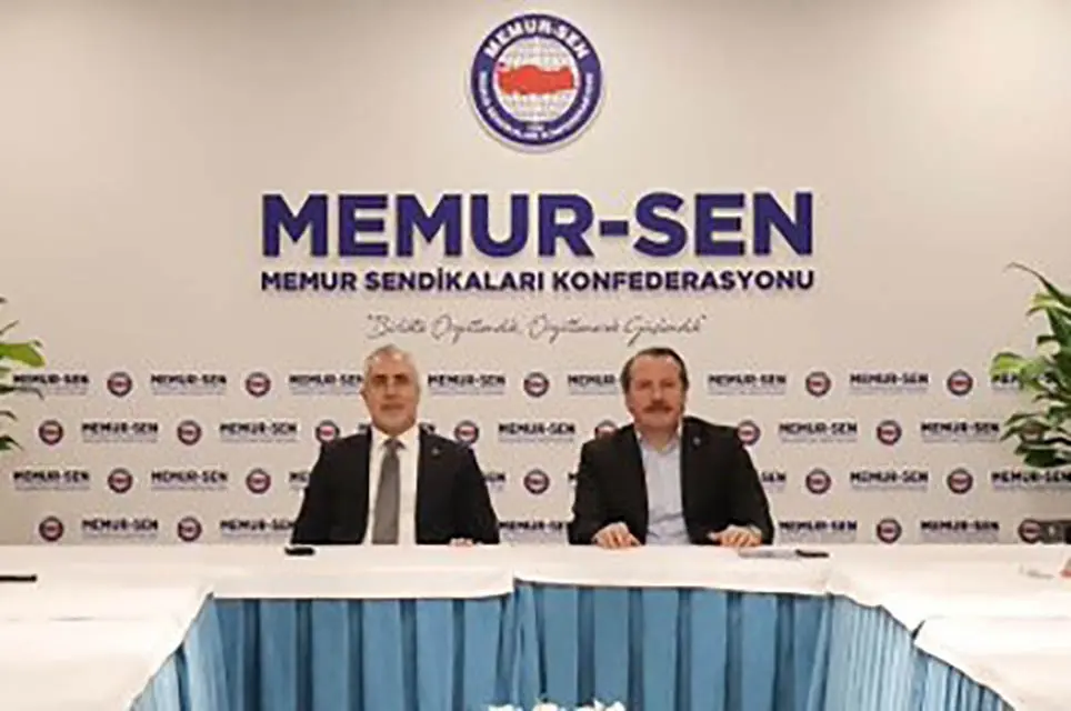 Çalışma ve Sosyal Güvenlik Bakanı Vedat Işıkhan, Memur-Sen Genel Başkanı