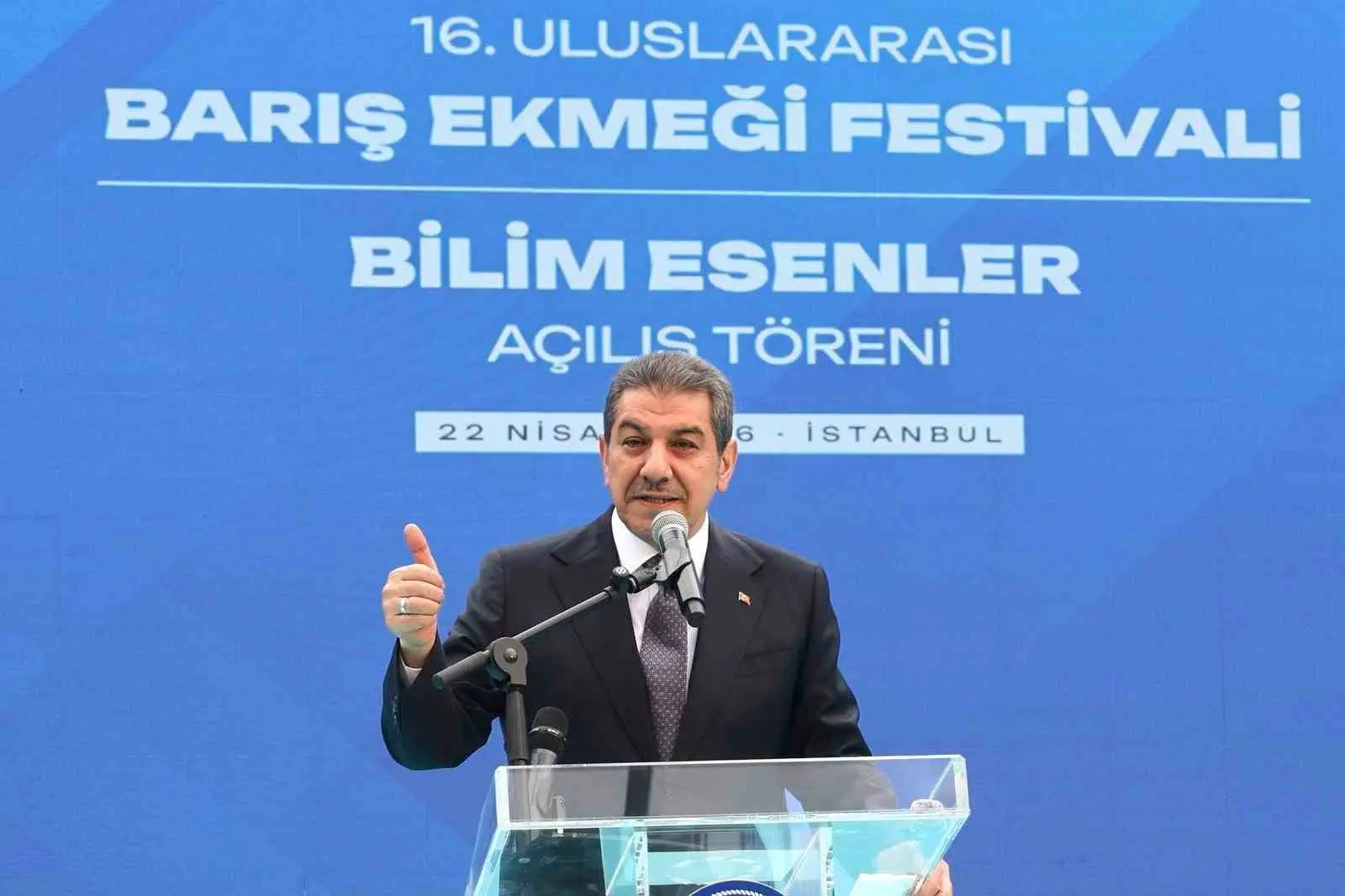 Sanayi ve Teknoloji Bakanı Mehmet Fatih Kacır, “Esenler’e muhteşem bir