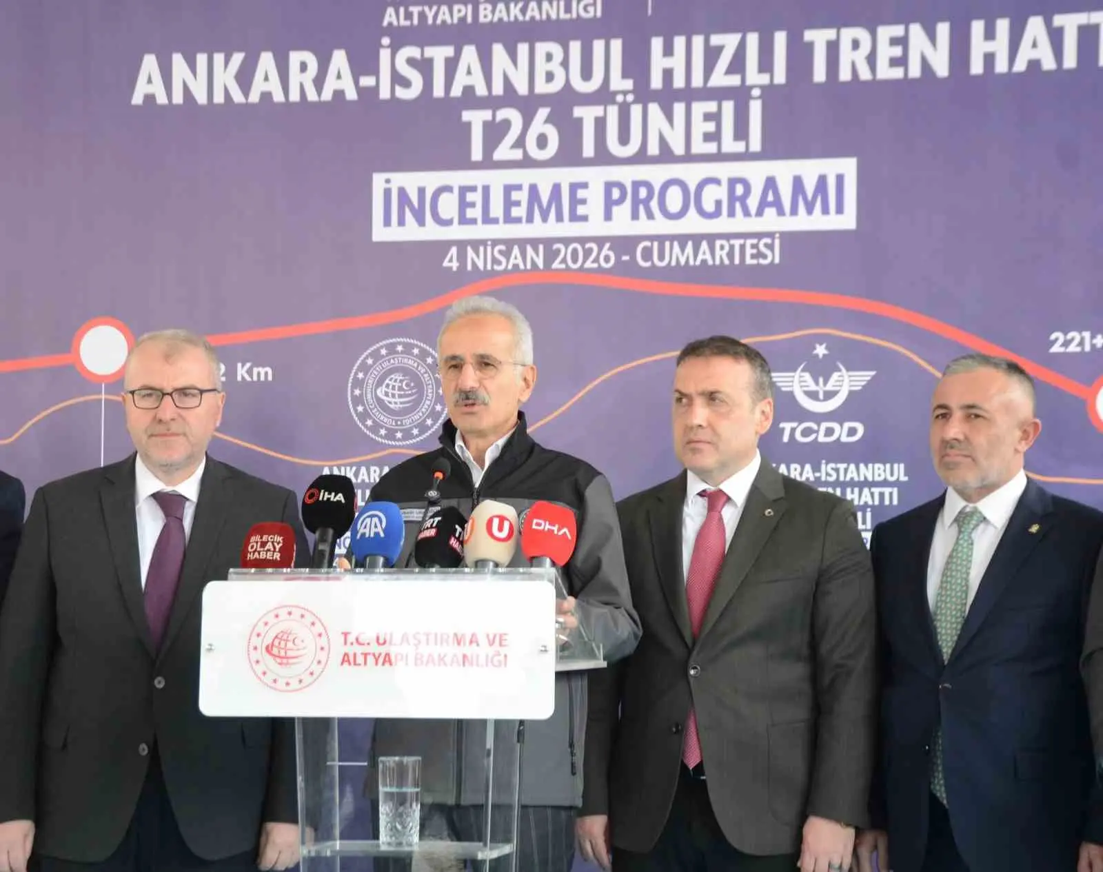 Ulaştırma ve Altyapı Bakanı Abdulkadir Uraloğlu, Bilecik’te T26 tüneli şantiyesini