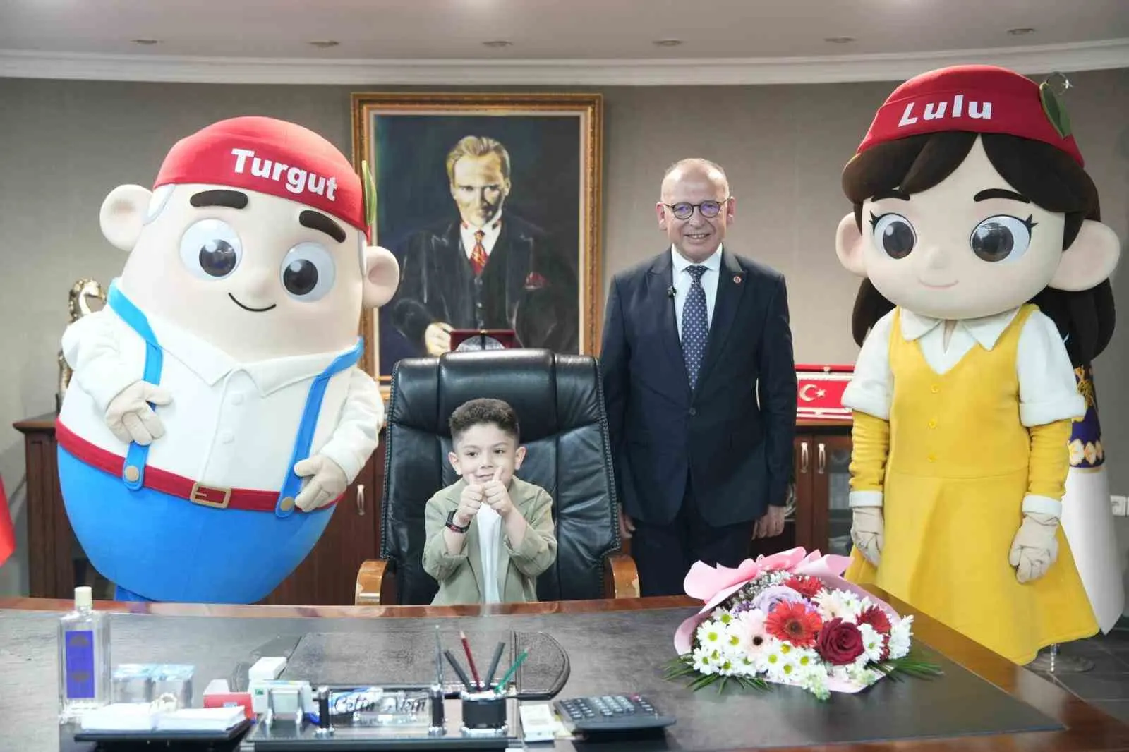 Turgutlu Belediye Başkanı Çetin Akın, 23 Nisan Ulusal Egemenlik ve