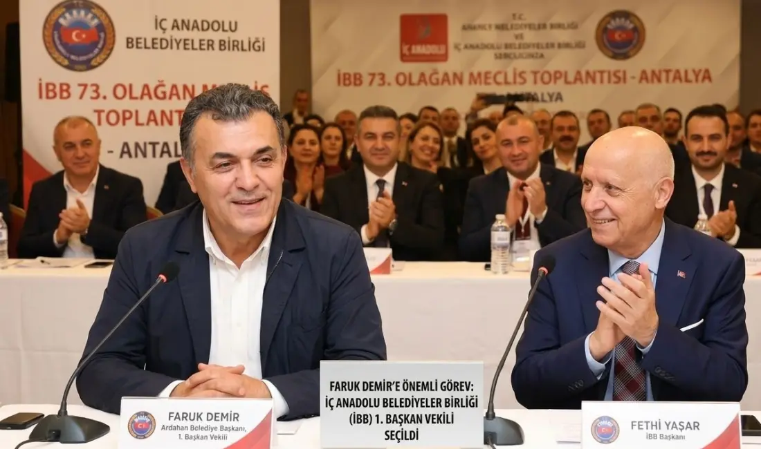 Ardahan Belediye Başkanı Faruk Demir, Antalya’da düzenlenen İç Anadolu Belediyeler