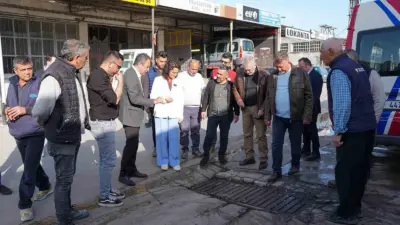 Menteşe Belediye Başkanı Gonca Köksal Aras, Menteşe sanayi sitesinde esnafla