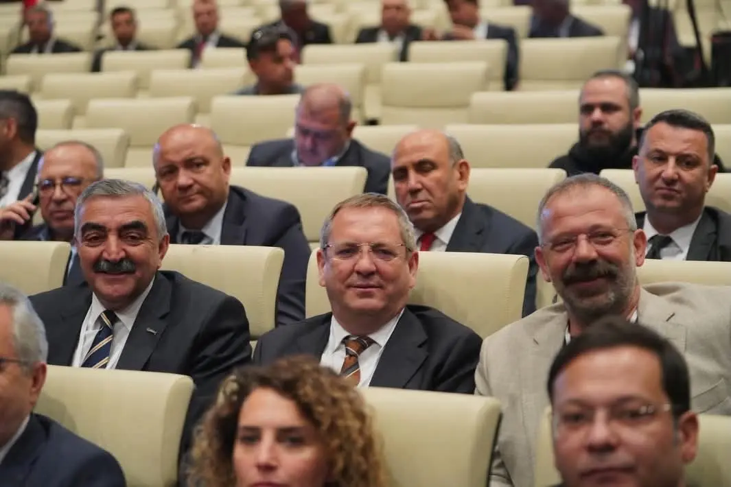 Balıkesir’in Ayvalık Belediye Başkanı Mesut Ergin, partisinin genel merkezinde düzenlenen