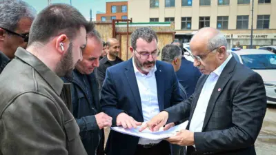 Malatya Büyükşehir Belediye Başkanı Sami Er, Söğütlü Camii inşaatındaki çalışmaları