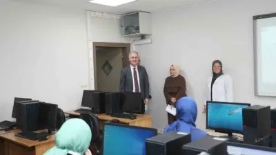 İnegöl Belediye Başkanı Alper Taban, İNESMEK kurslarını ziyaret ederek kursiyerlerle