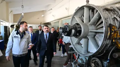 Bursa’da Yıldırım Belediye Başkanı Oktay Yılmaz, Hürriyet Mesleki ve Teknik