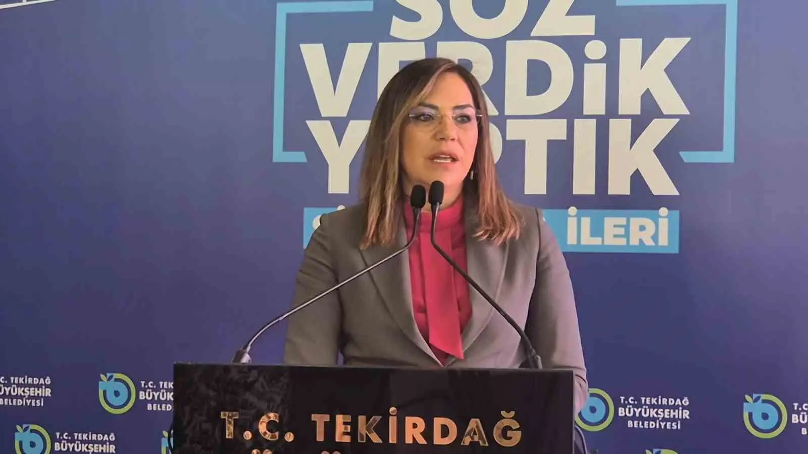 Tekirdağ Büyükşehir Belediye Başkanı Dr. Candan Yüceer, basınla bir araya