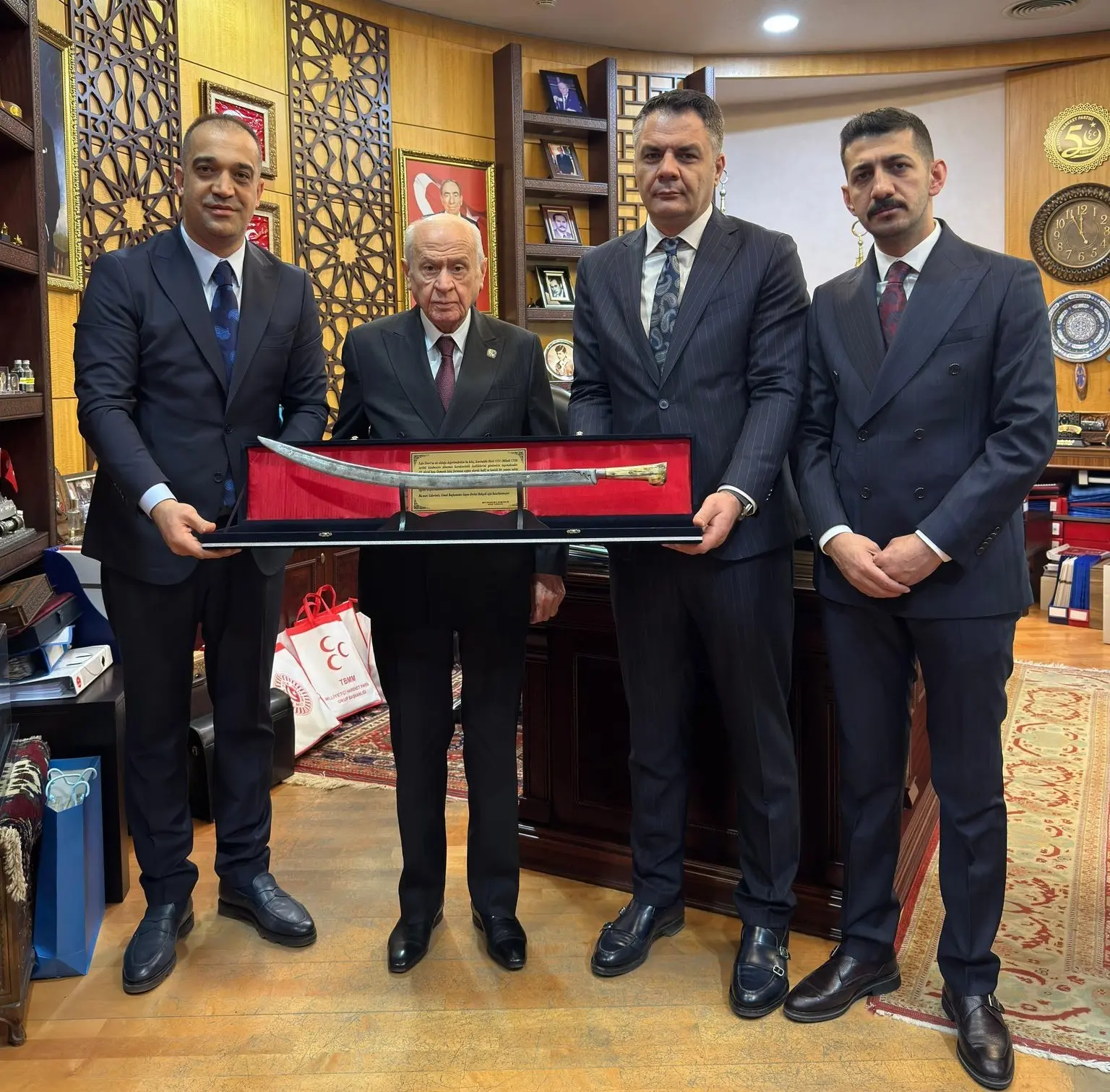 Milliyetçi Hareket Partisi Erzurum İl Başkanı Adem Yurdagül ve beraberindeki