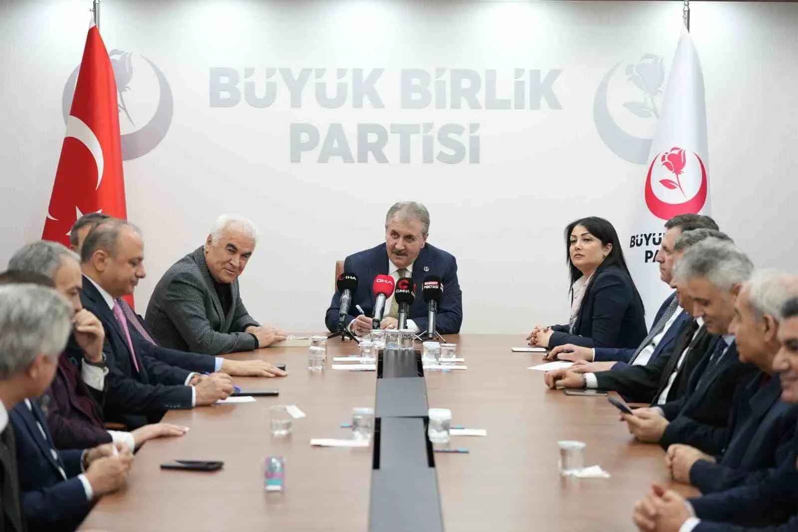 Büyük Birlik Partisi (BBP) Genel Başkanı Mustafa Destici, “Her şeyi