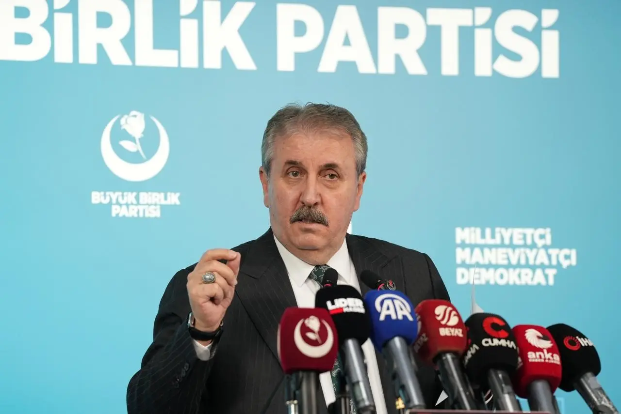 Büyük Birlik Partisi (BBP) Genel Başkanı Mustafa Destici, DEM Parti’ye