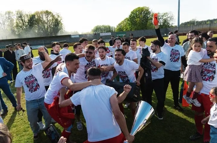 Belçika’da ilk kez bir Türk takımı Bölgesel 1. Lig’e yükseldi.