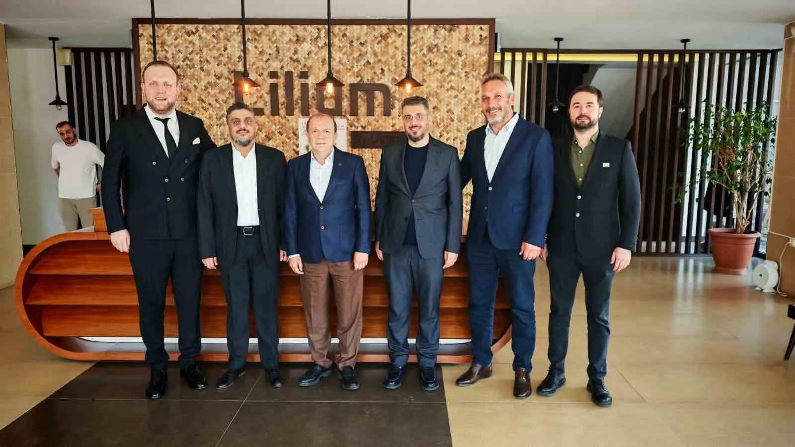 Tekstil sektörünün önde gelen firmalarını ziyaret eden BTSO başkan adayı