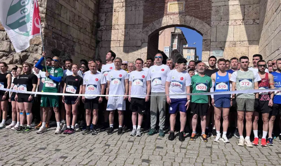 Bursa’da fetih kutlamaları kapsamında düzenlenen 18. Uluslararası Osmangazi Tarihi Kent