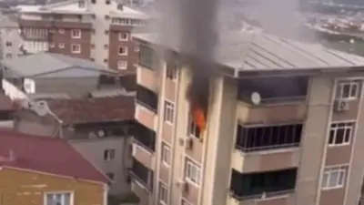 Bursa’da bir apartman dairesinde çıkan yangın paniğe neden oldu. Alevler