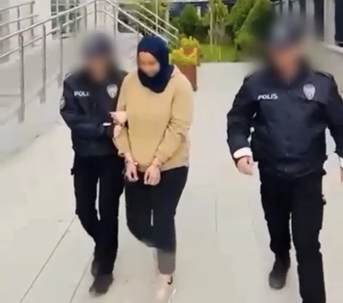 Bursa’nın Osmangazi ilçesinde haklarında kesinleşmiş hapis cezası bulunan 2 şahıs,