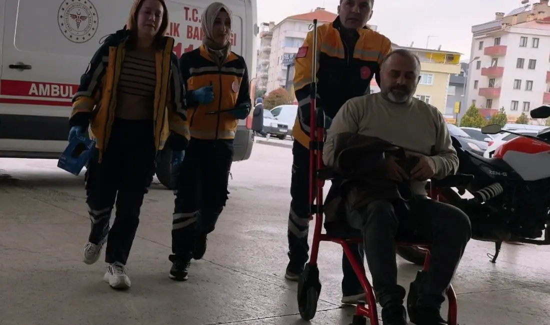 Bursa’nın İnegöl ilçesinde iki otomobilin çarpışması sonucu meydana gelen tarafik