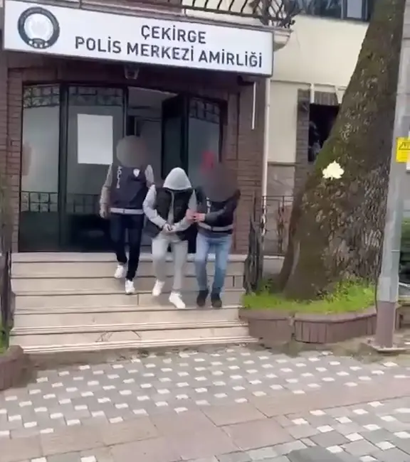 Bursa İl Emniyet Müdürlüğü ekipleri tarafından yapılan operasyonlarla, haklarında kesinleşmiş