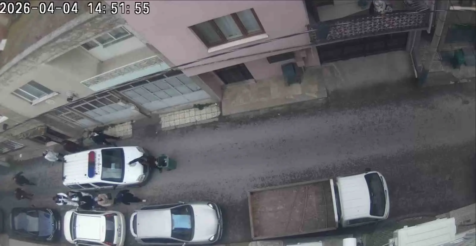 Bursa’da 40 yıllık eşi olan emekli polis memurunu satır ve