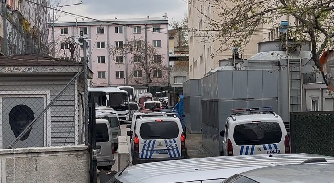 Bursa’da “suç işlemek amacıyla örgüt kurma, yönetme ve örgüte üye