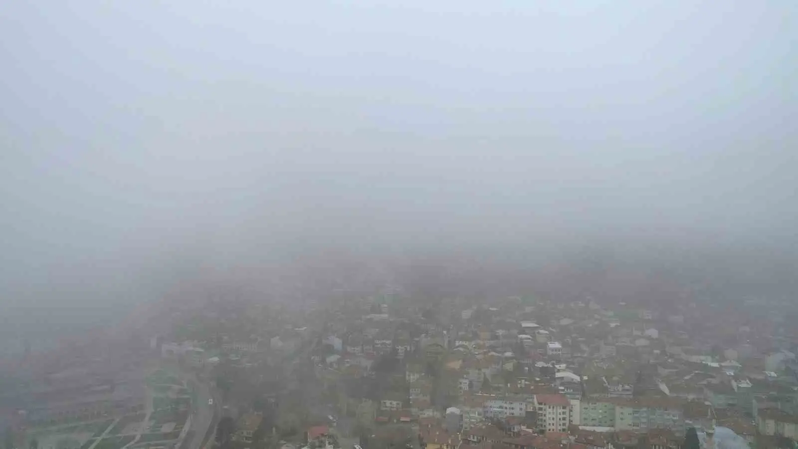 Bursa’nın Osmangazi ilçesi ve çevre ilçelerde sabah saatlerinden itibaren etkili