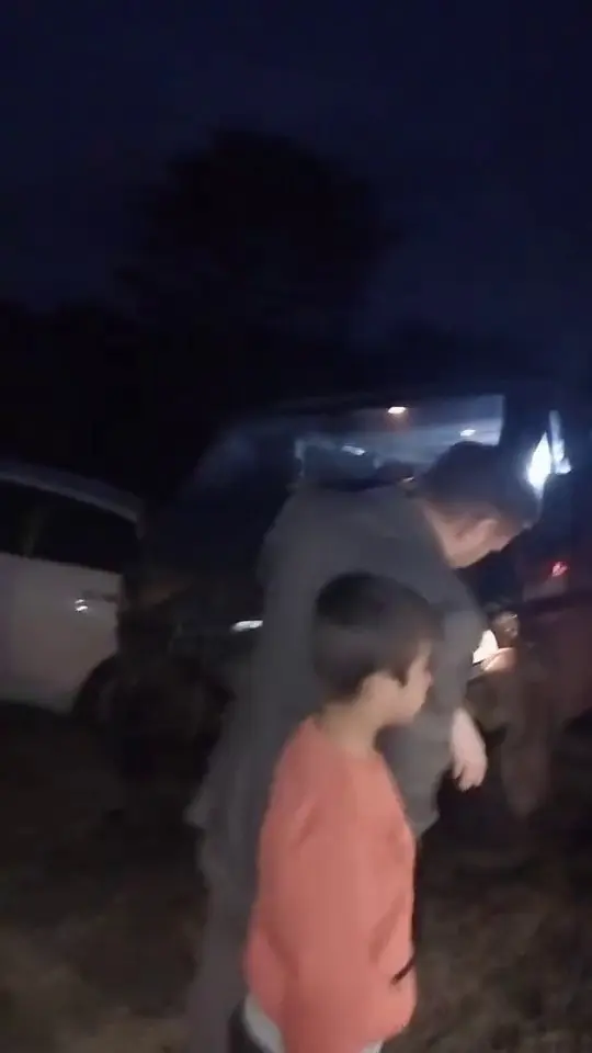 Bursa Orhaneli yolu üzerinde kopan kayalar seyir halindeki araçların üzerine