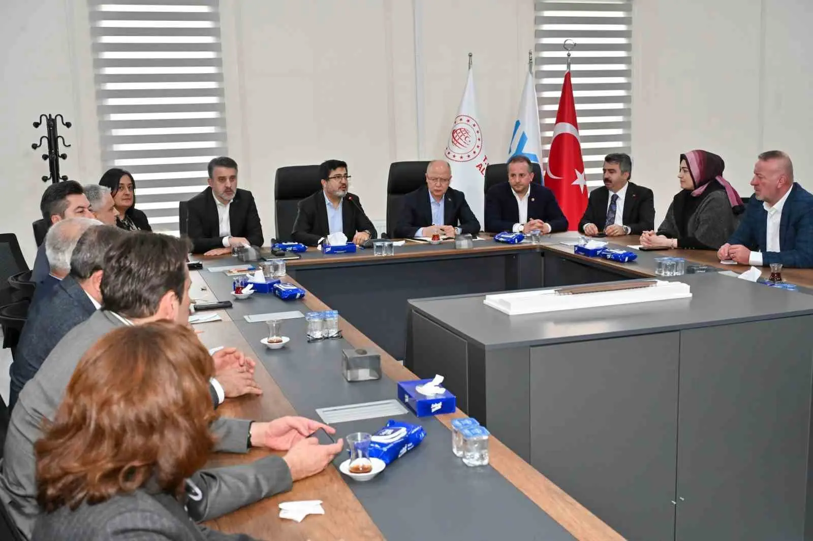 Bursa Büyükşehir Belediyesi Başkanvekili Şahin Biba, ulaşım alanında şehrin geleceğine