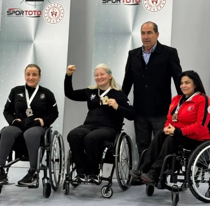Dünya rekoru sahibi Bursalı paralimpik milli sporcu Aysel Özgan Para