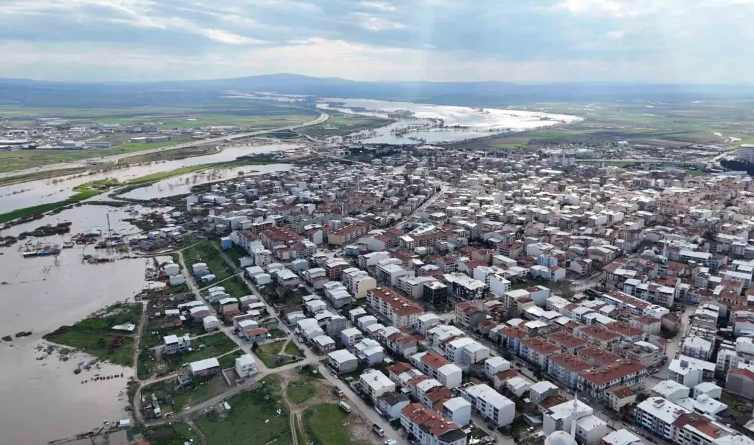 Bursa’da 3 gün aralıksız yağan yağmurların ardından Karacabey ilçesine bağlı