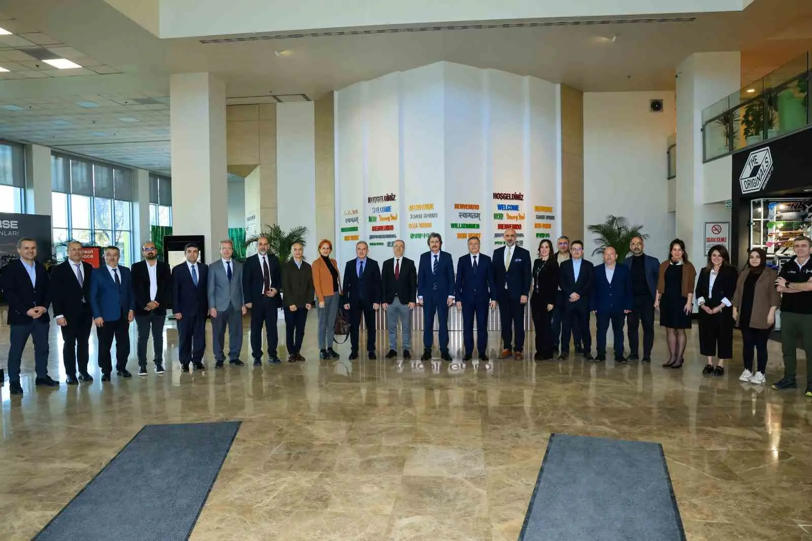 Bursa Uludağ Üniversitesi (BUÜ) yönetimi, otomotiv sektörünün küresel oyuncularından Oyak-Renault’a