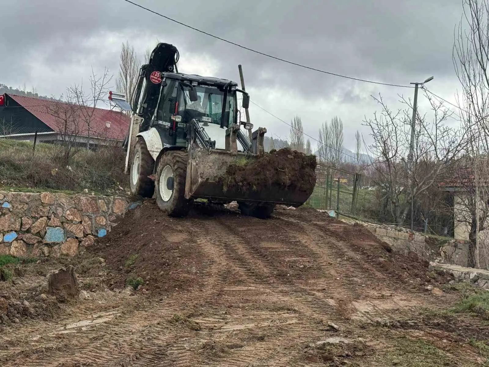 Çameli Belediyesi, mahalle sakinlerinin sosyal tesislerden daha rahat ve etkin