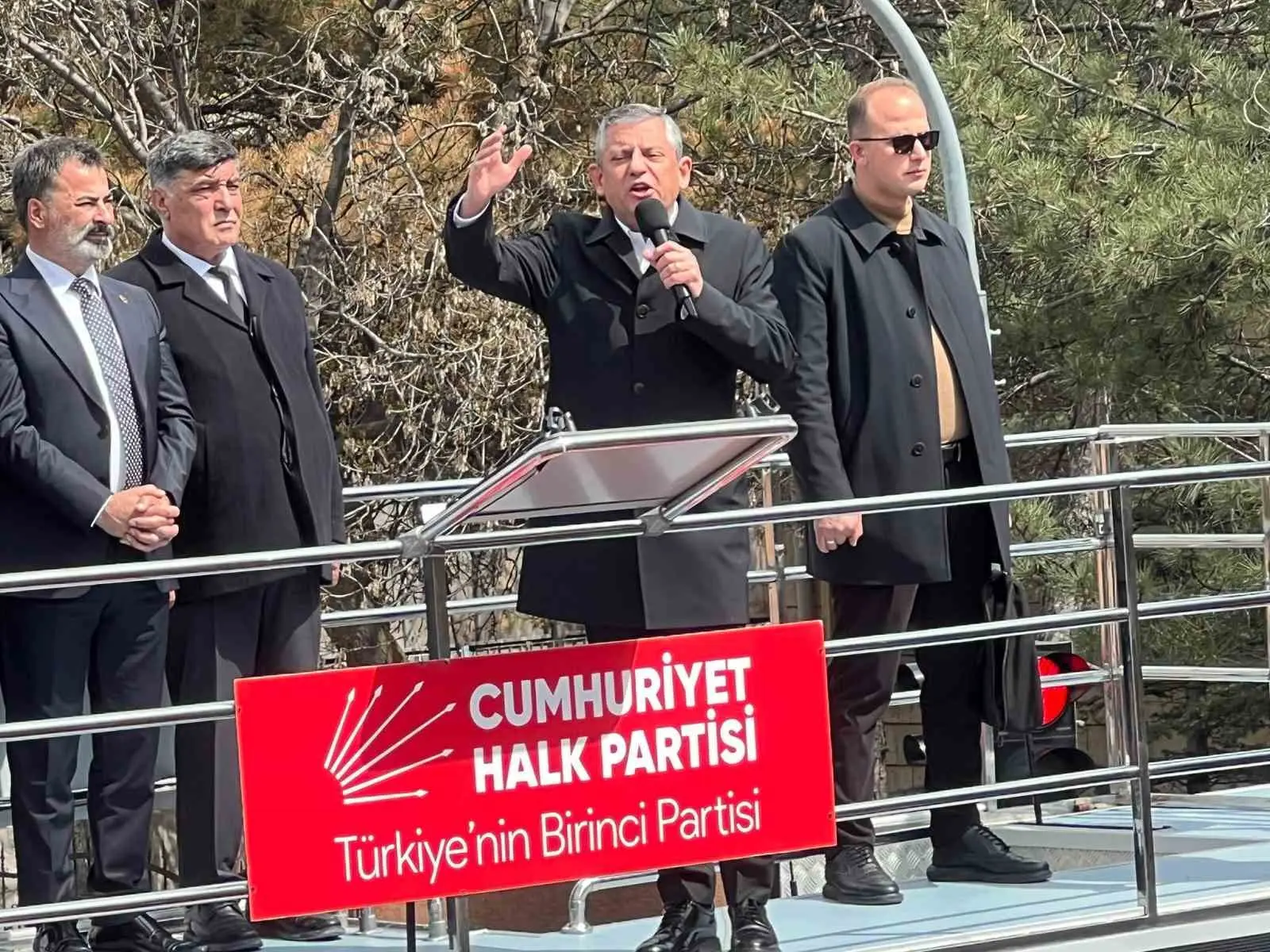 CHP Genel Başkanı Özgür Özel “Nevşehir’e yılda yaklaşık 4,5 milyon