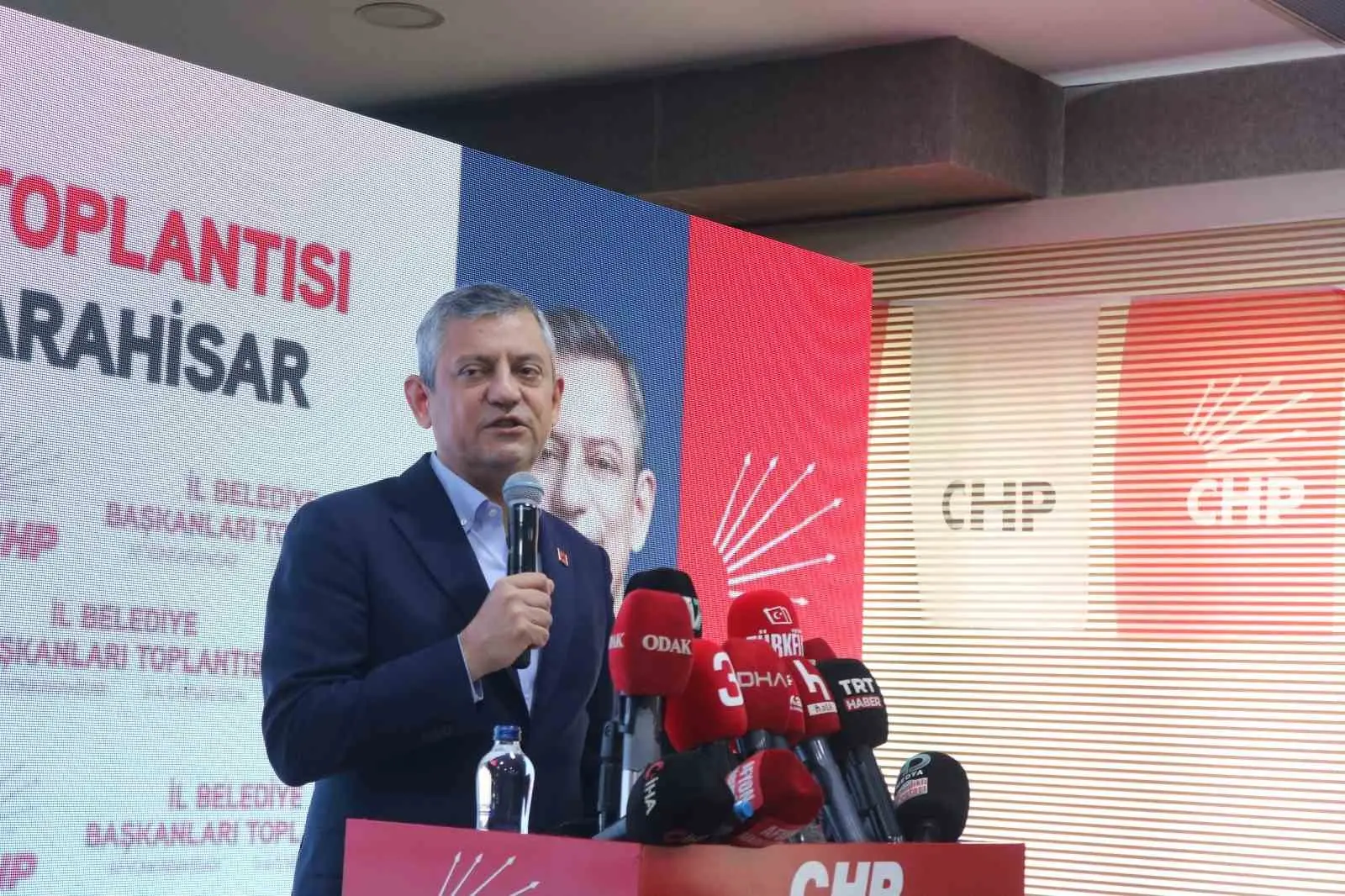 Cumhuriyet Halk Partisi (CHP) Genel Başkanı Özgür Özel, son günlerde