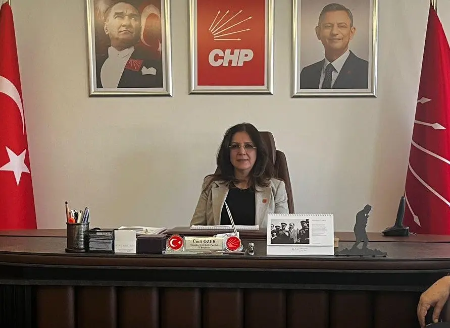 Cumhuriyet Halk Partisi (CHP) Kayseri İl Başkanı Ümit Özer görevinden