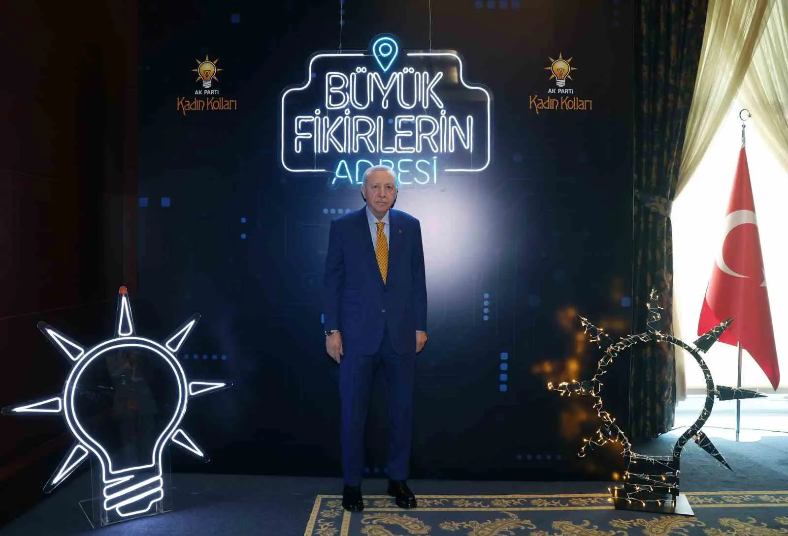 Cumhurbaşkanı Recep Tayyip Erdoğan, “Bireyden aileye, aileden millete uzanan zincirin