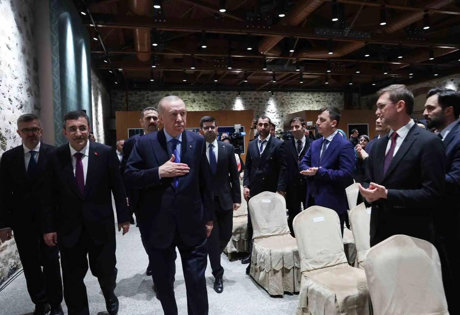 Cumhurbaşkanı Recep Tayyip Erdoğan, “İhracatı ülkemizin tümüne güçlü bir şekilde
