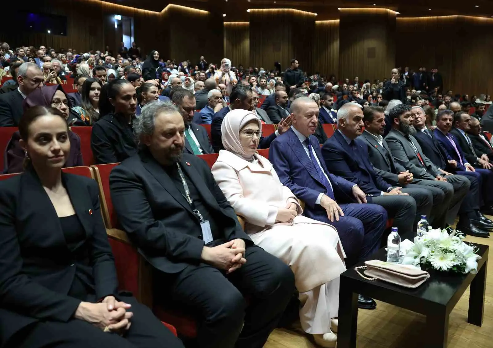 Cumhurbaşkanı Recep Tayyip Erdoğan, ünlü şair ve mütefekkir Necip Fazıl