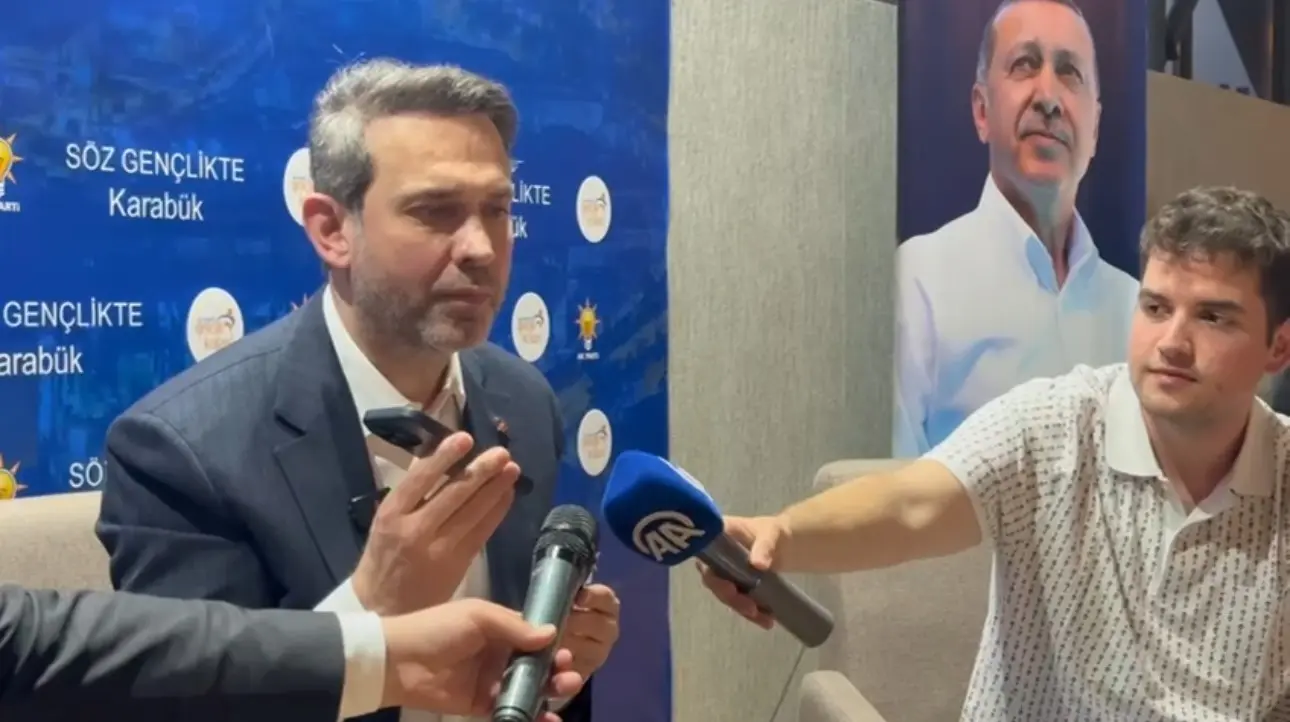 Cumhurbaşkanı Recep Tayyip Erdoğan, Enerji ve Tabii Kaynaklar Bakanı Alparslan