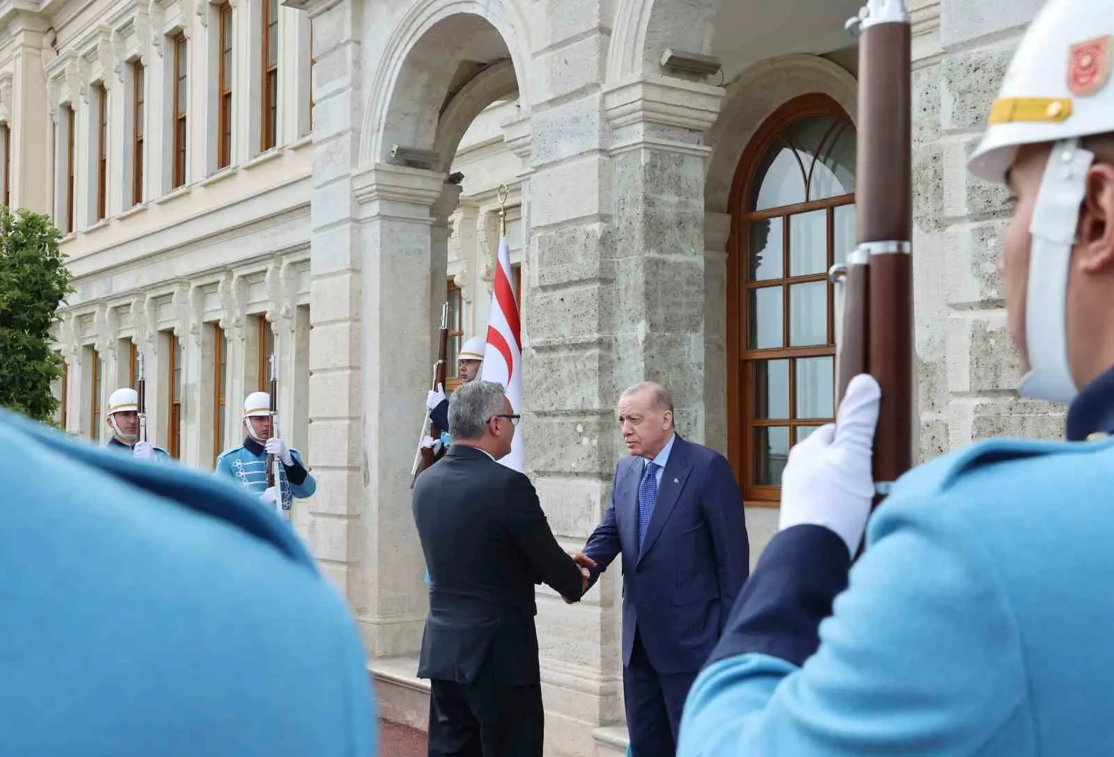 Cumhurbaşkanı Recep Tayyip Erdoğan, KKTC Cumhurbaşkanı Tufan Erhürman ile görüştü.