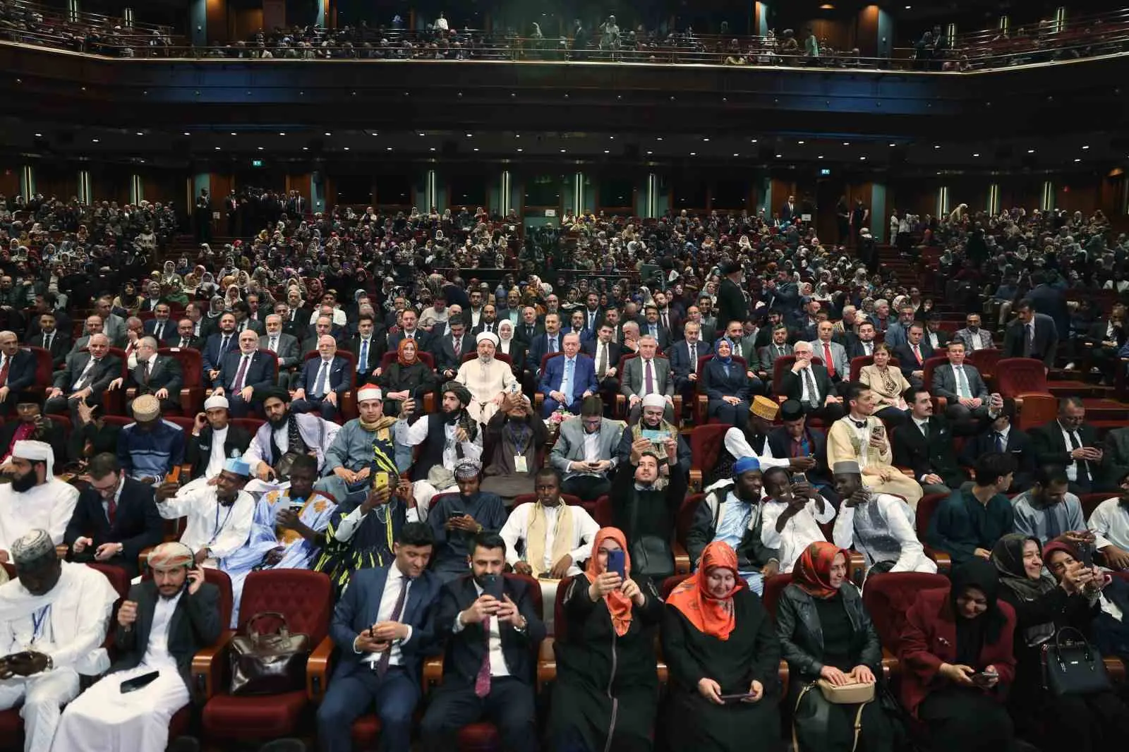 Cumhurbaşkanı Recep Tayyip Erdoğan, “Müslümanlar olarak zorlu ve sancılı bir