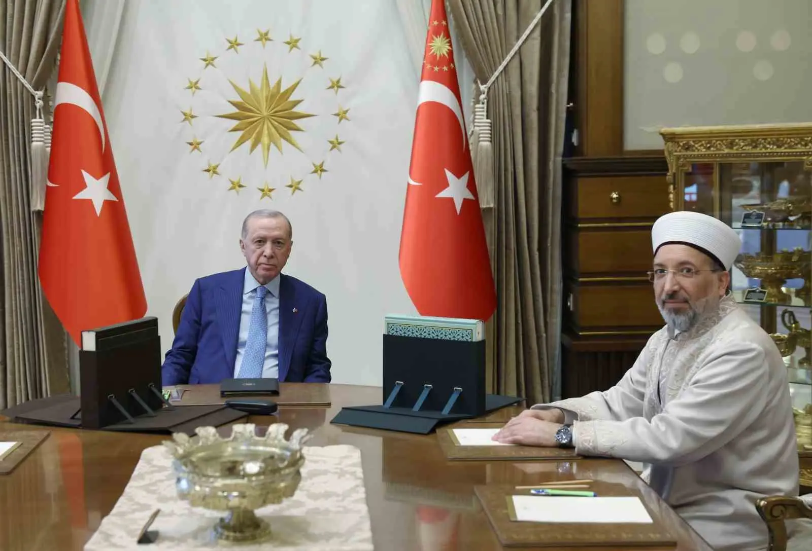 Cumhurbaşkanı Recep Tayyip Erdoğan, Türkiye Diyanet Vakfına kurban bağışında bulundu.