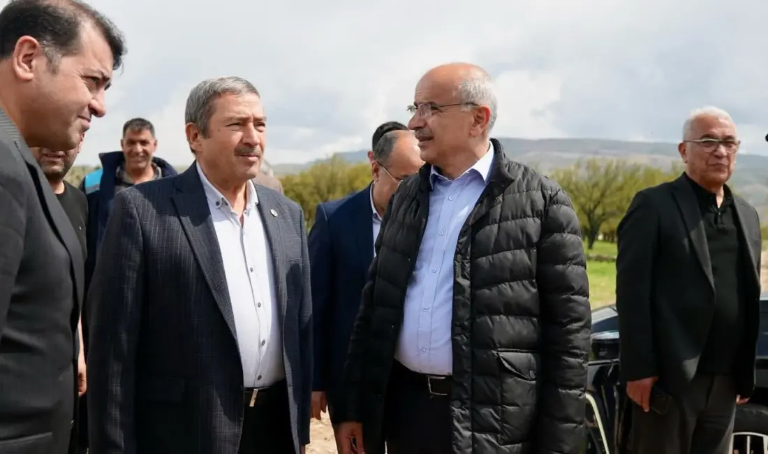 Darende Belediye Başkanı Alican Bozkurt, Malatya Büyükşehir Belediye Başkanı Sami