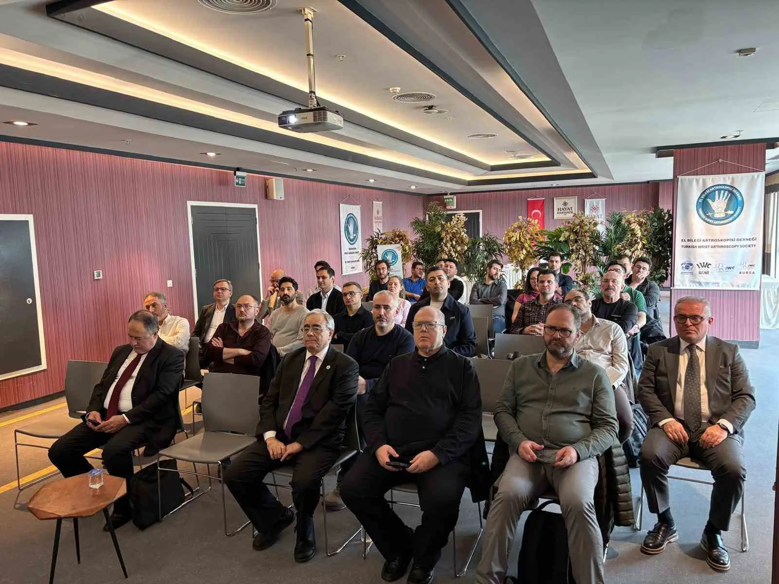 Türkiye’de ilk kez el bileği artroskopisi için özel olarak hazırlanmış