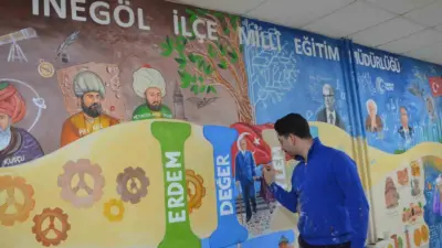 Bursa’nın İnegöl ilçesinde engelli bir öğretmen, Türkiye Yüzyılı Maarif Modeli